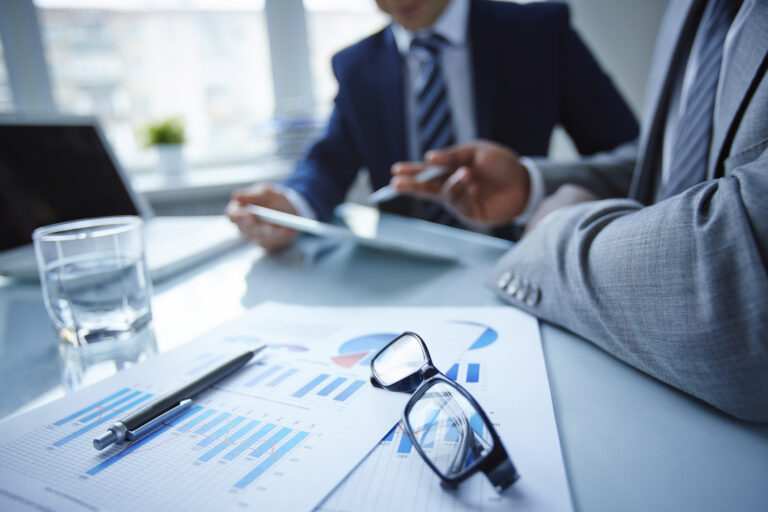 Business leaders split on recession forecasts as economic outlooks moderate, finds JPMorgan Chase survey