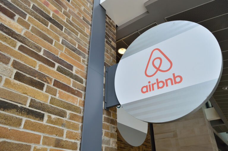 NAACP, Airbnb partner to promote travel, offer new economic opportunities to communities of color 