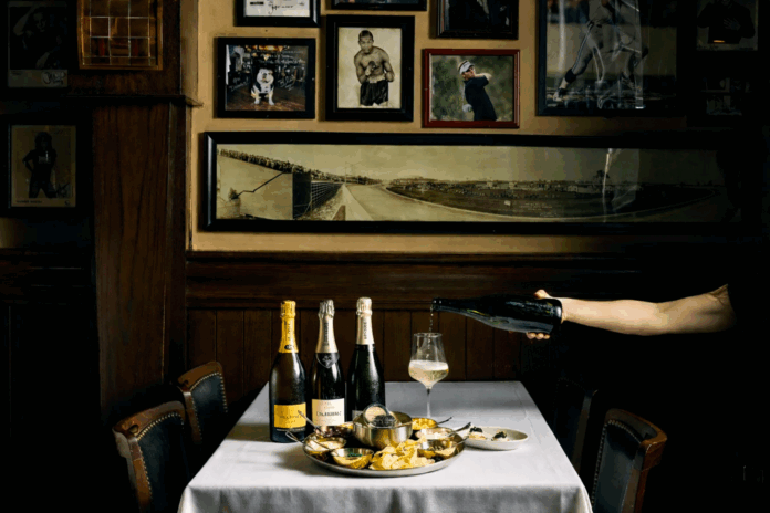 1933 Lounge St. Elmo Champagne and Caviar.